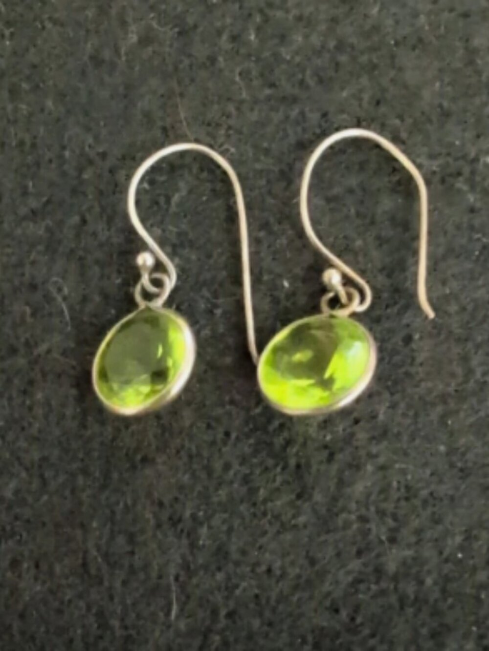 Dangling Earrings Green Stones